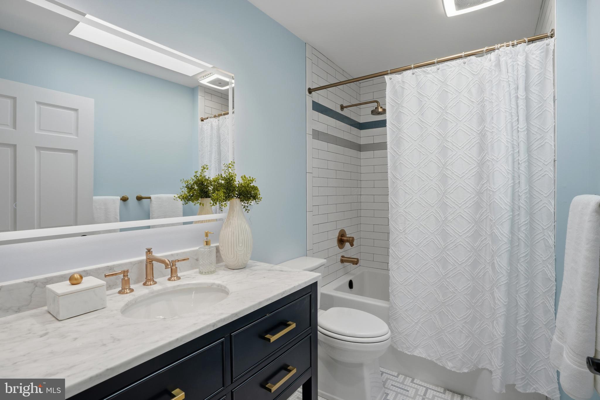 WINDOVER HEIGHTS - Residential