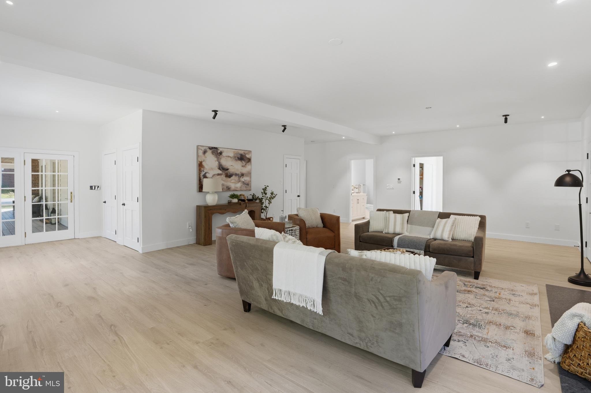 WINDOVER HEIGHTS - Residential