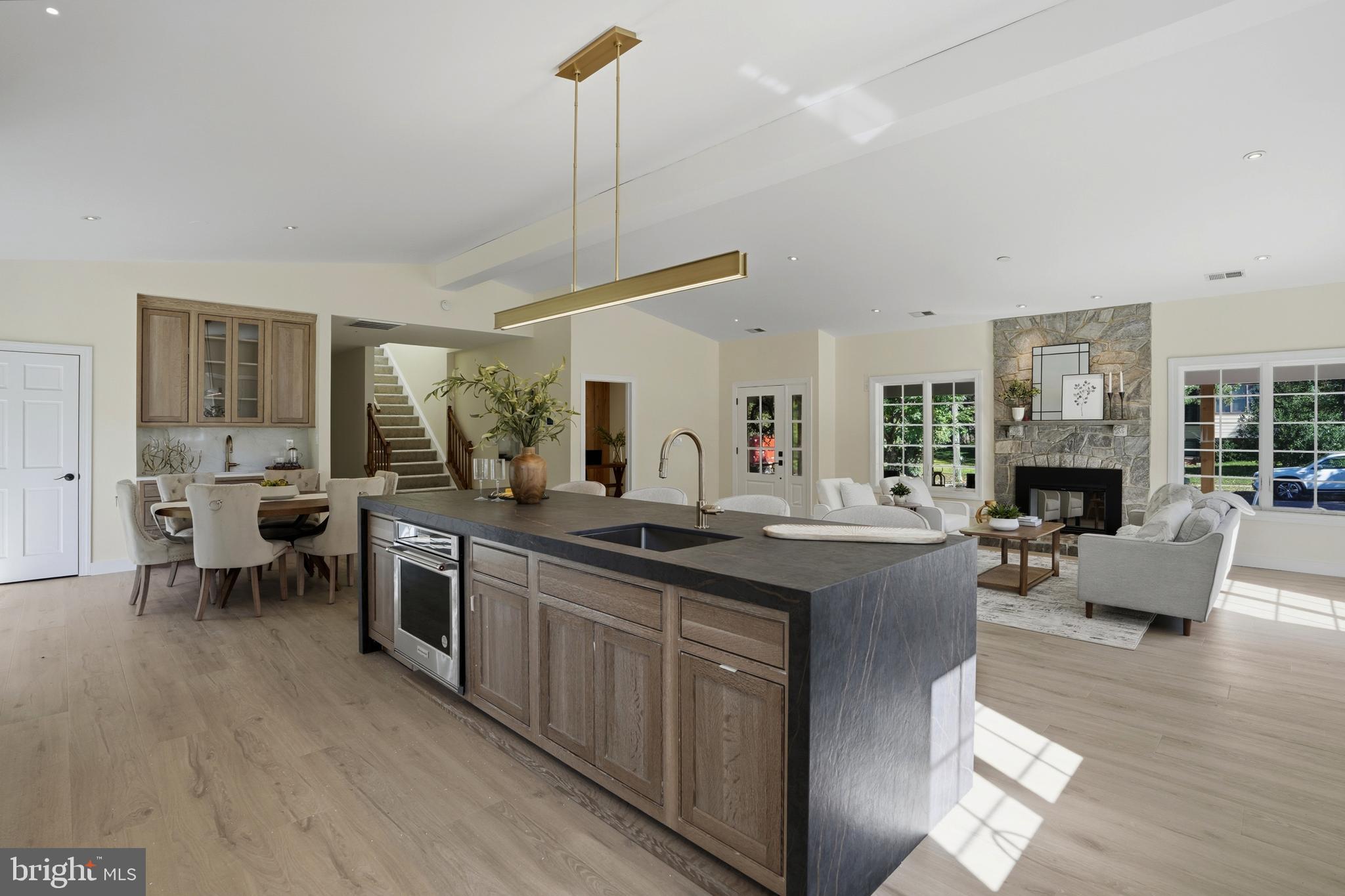 WINDOVER HEIGHTS - Residential