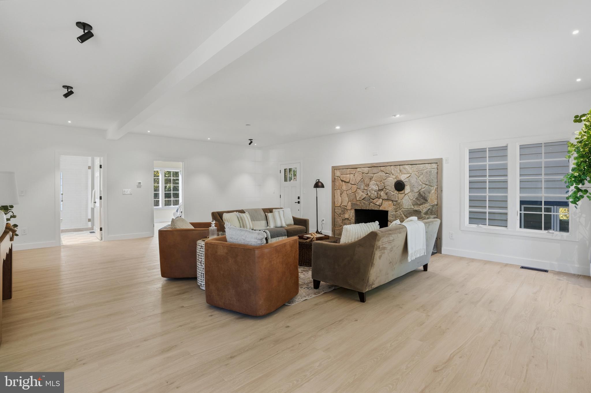 WINDOVER HEIGHTS - Residential