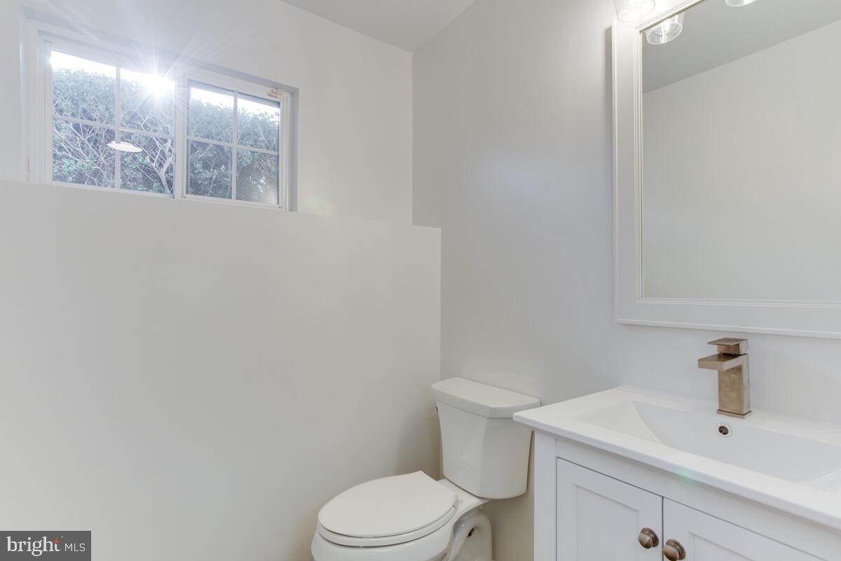 COLONY SQ 01 - Residential