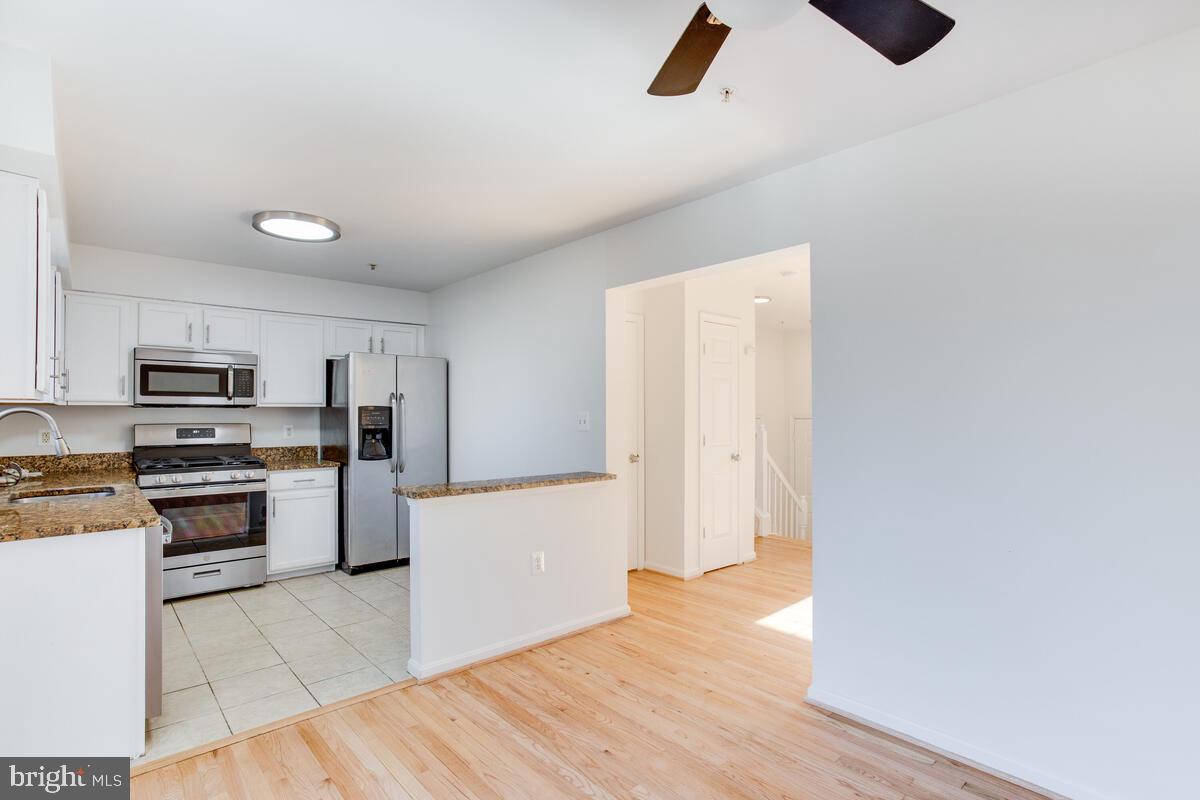 COLONY SQ 01 - Residential