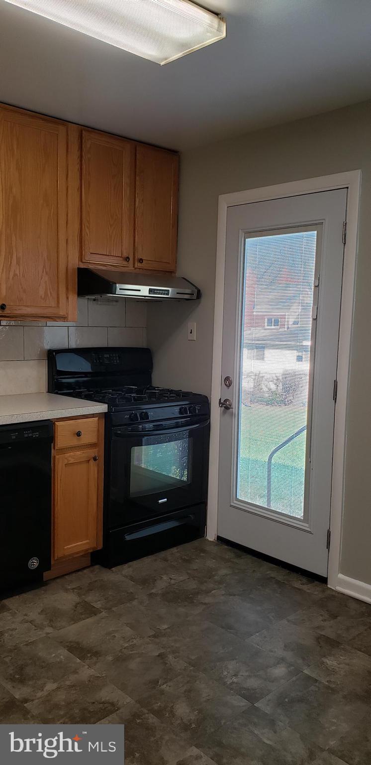 FRANKLIN PARK - Residential Lease