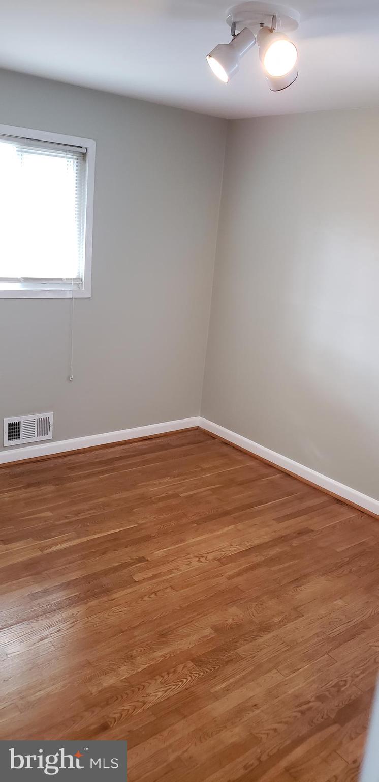 FRANKLIN PARK - Residential Lease