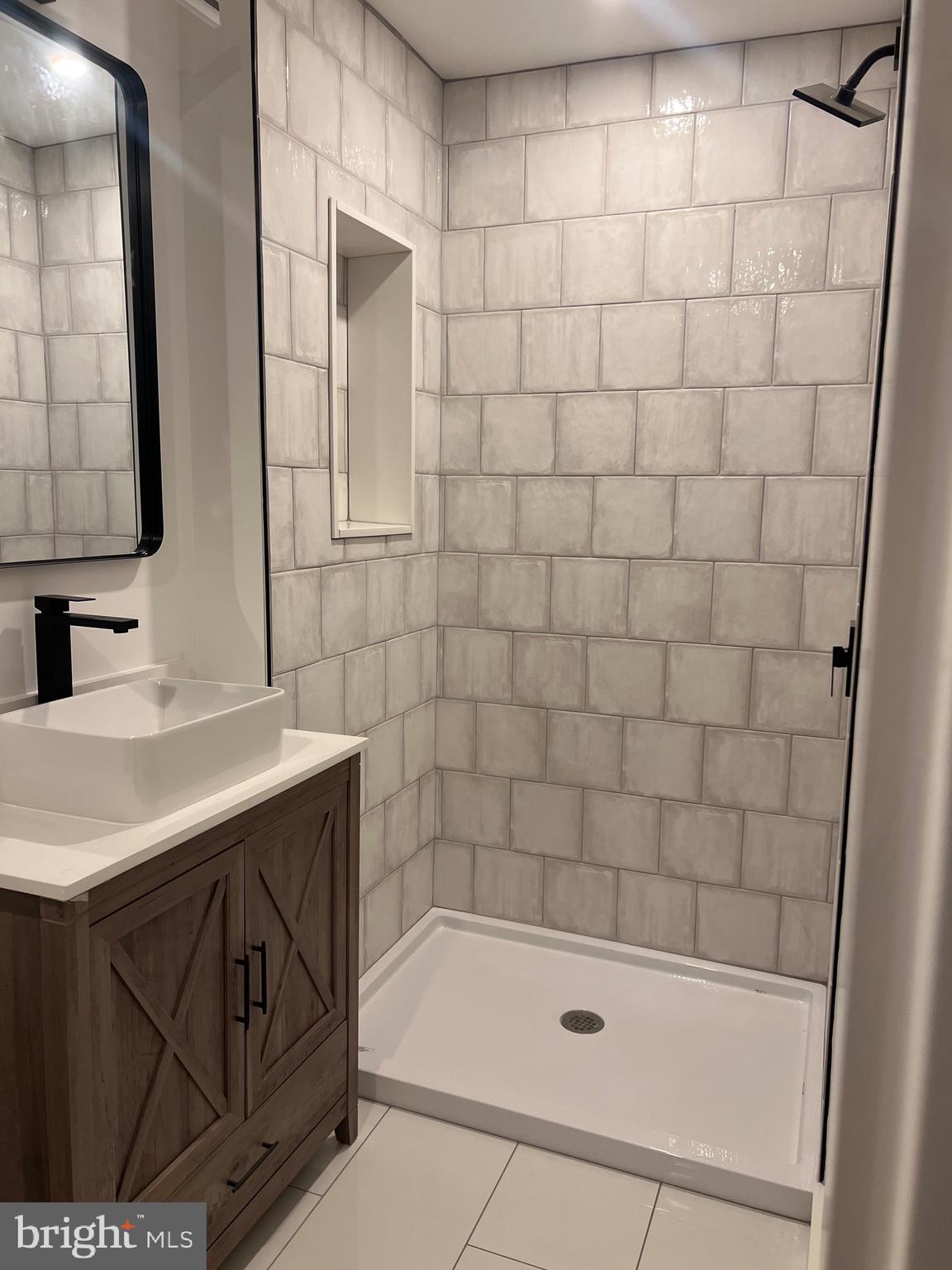 WEST KENSINGTON - Residential