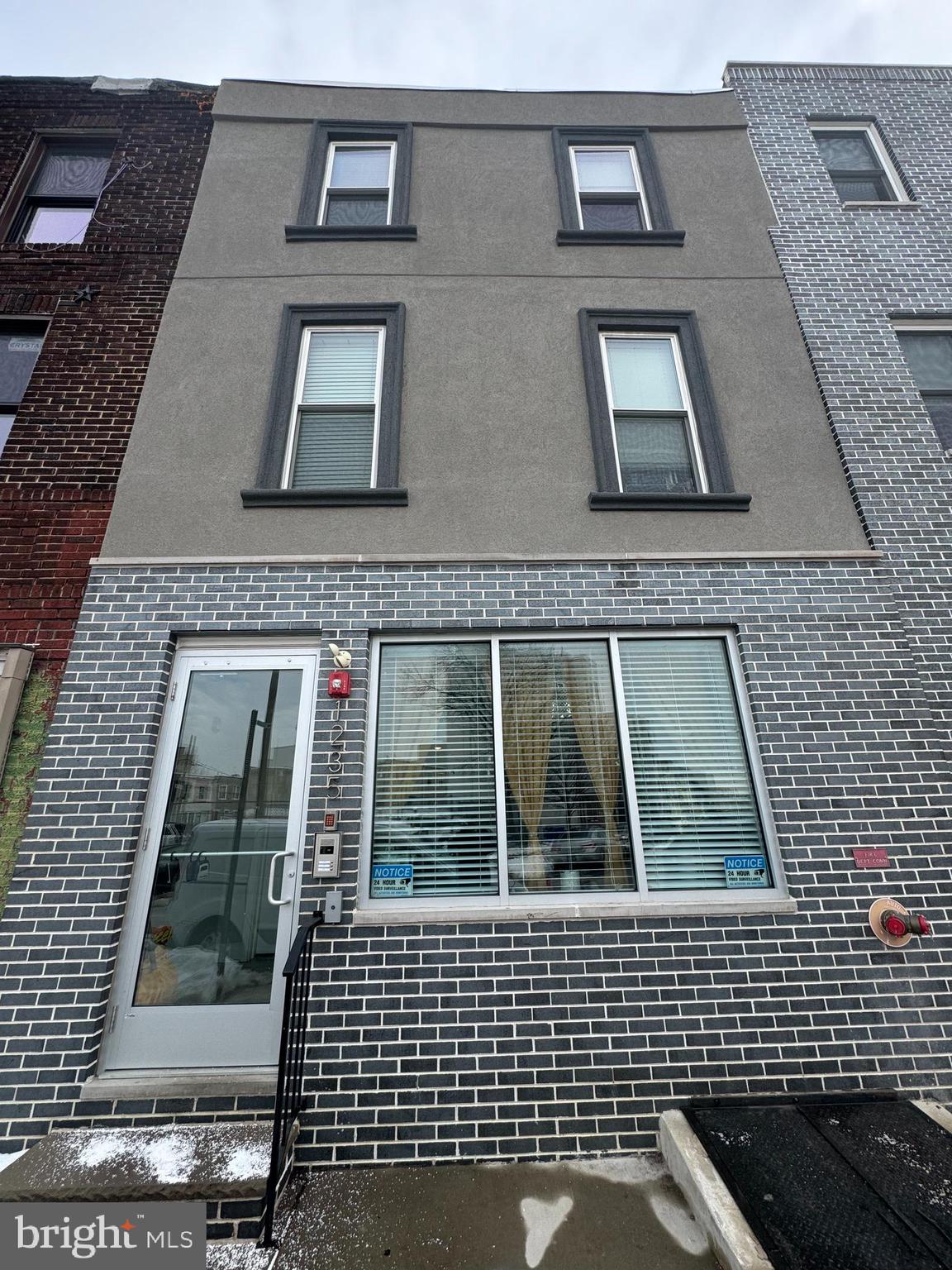 1235 POINT BREEZE AVENUE