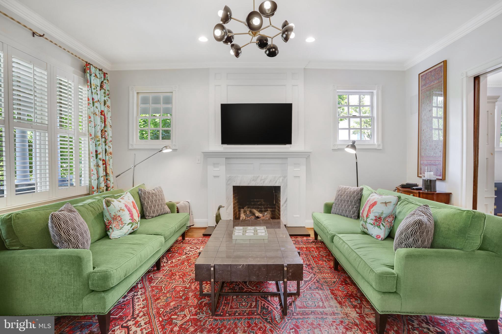 CHEVY CHASE - Residential
