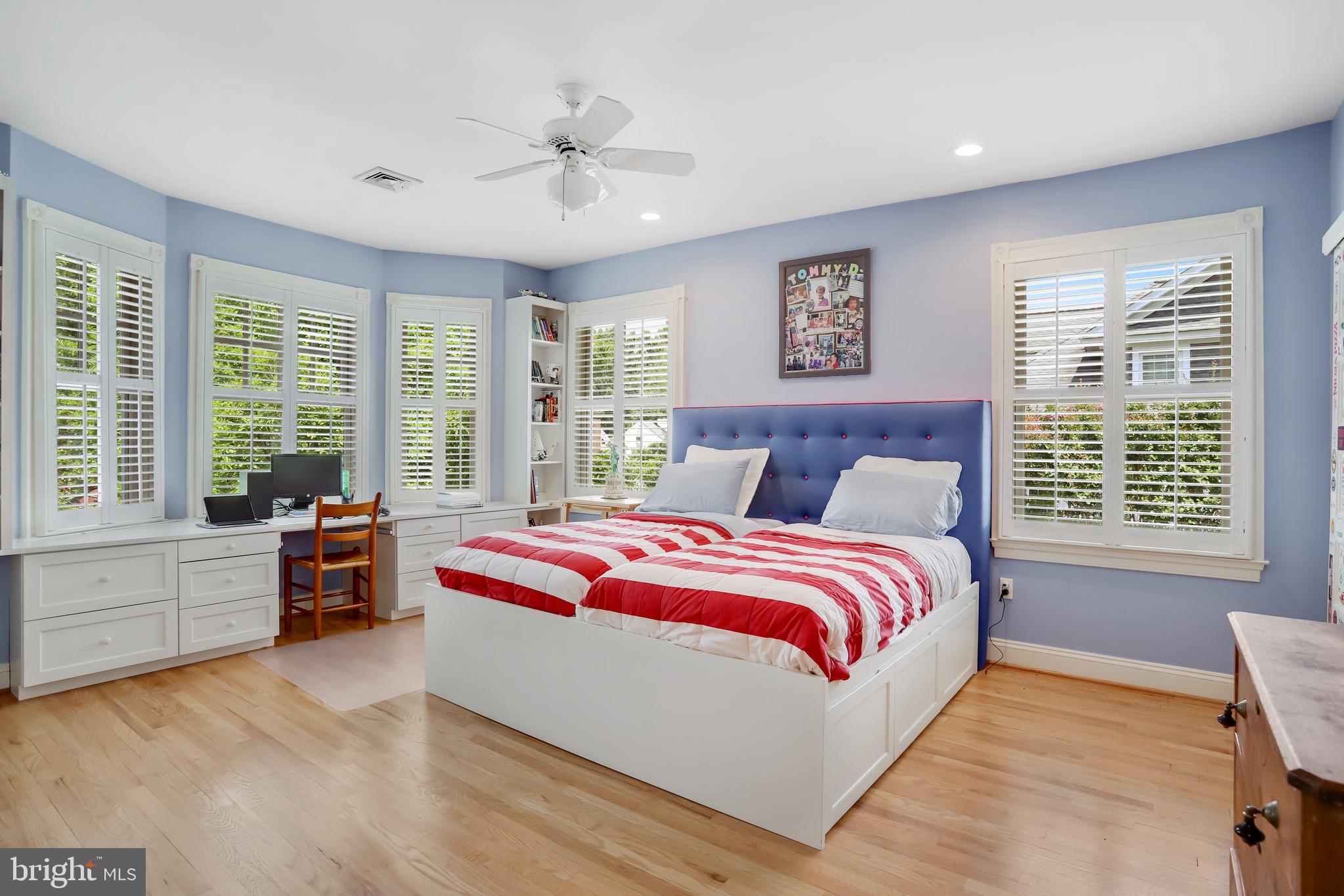 CHEVY CHASE - Residential