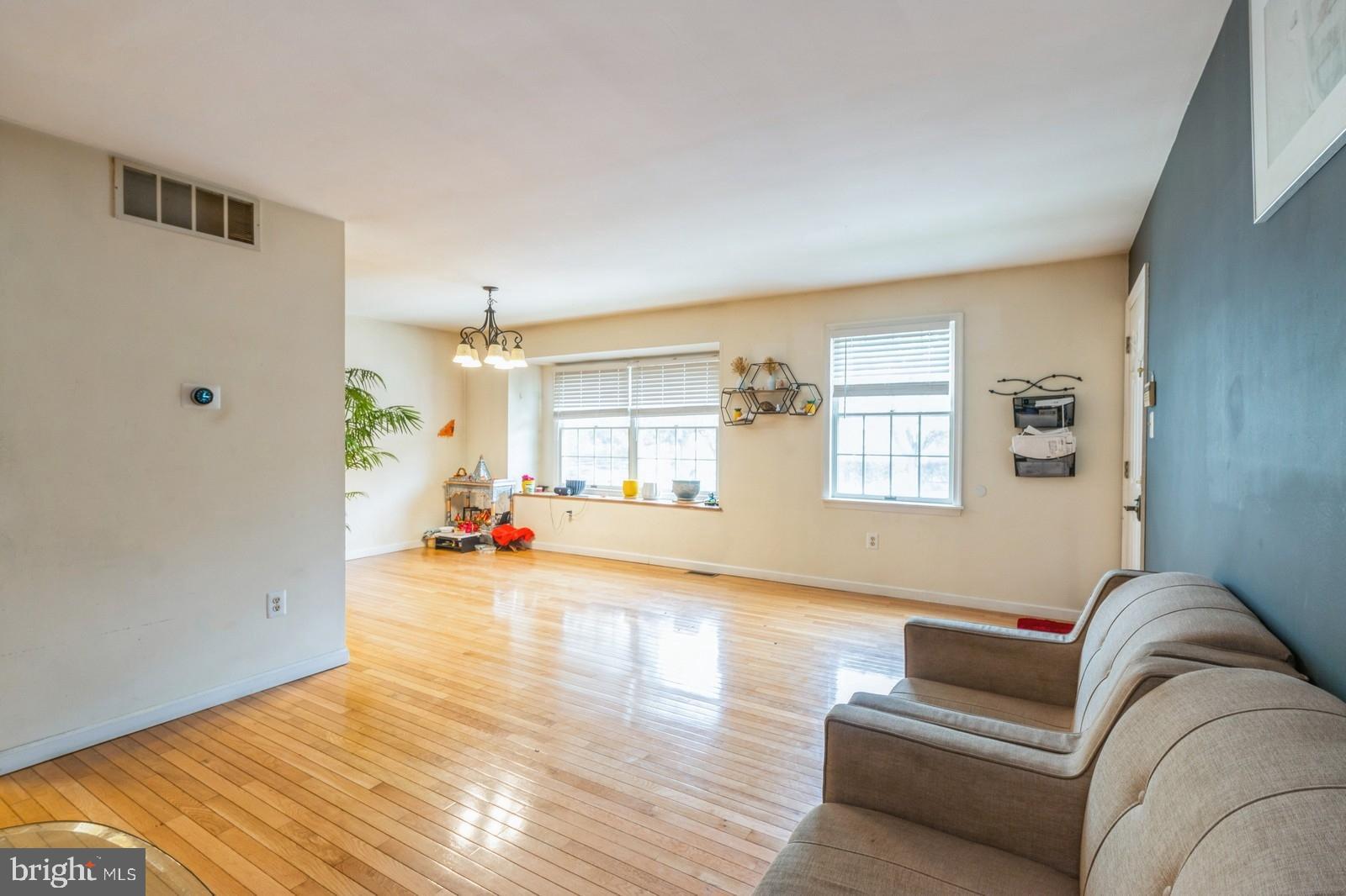 136 CHALKBOARD COURT