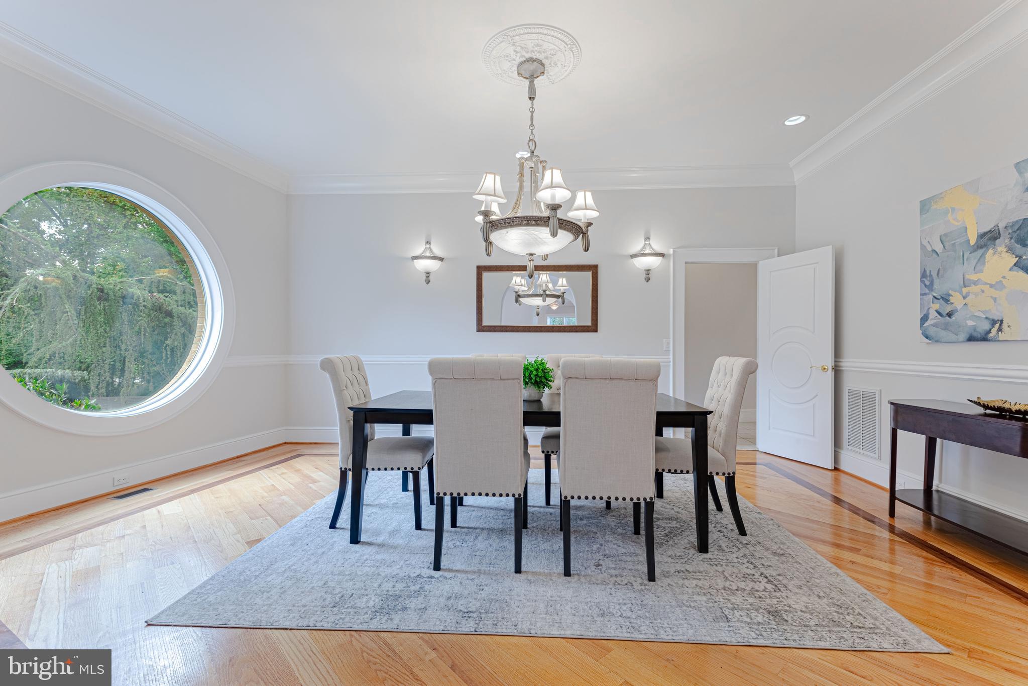 WOODSIDE ESTATES - Residential