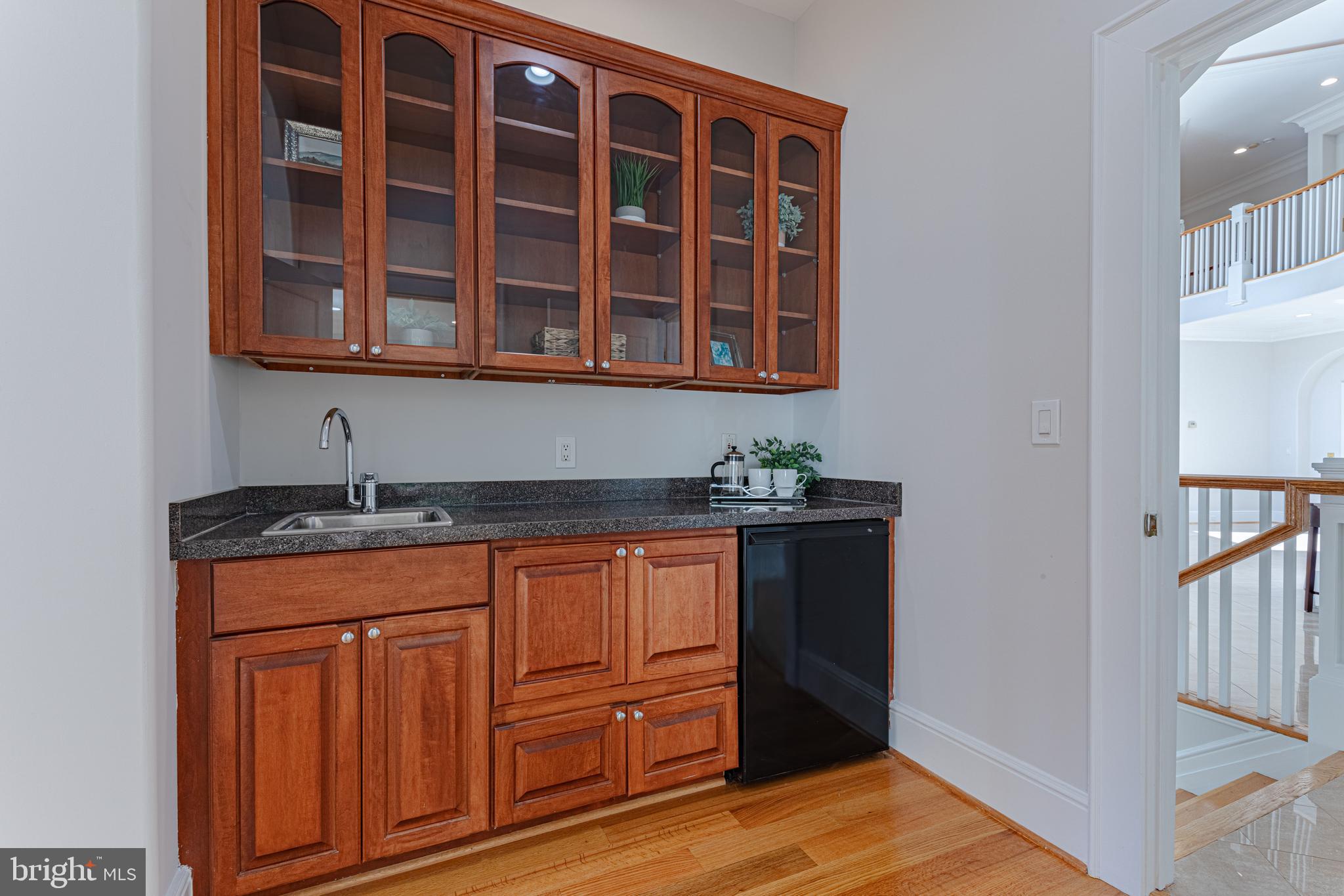 WOODSIDE ESTATES - Residential