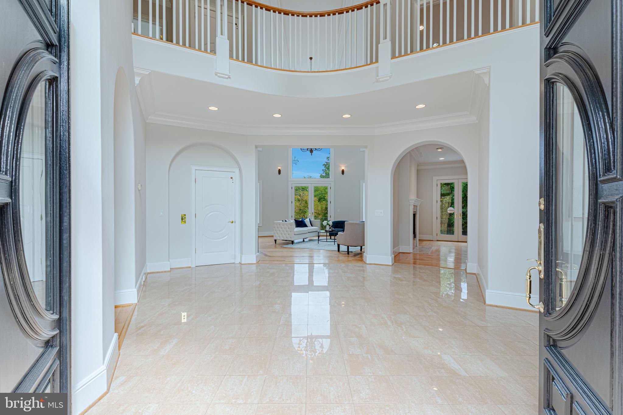 WOODSIDE ESTATES - Residential