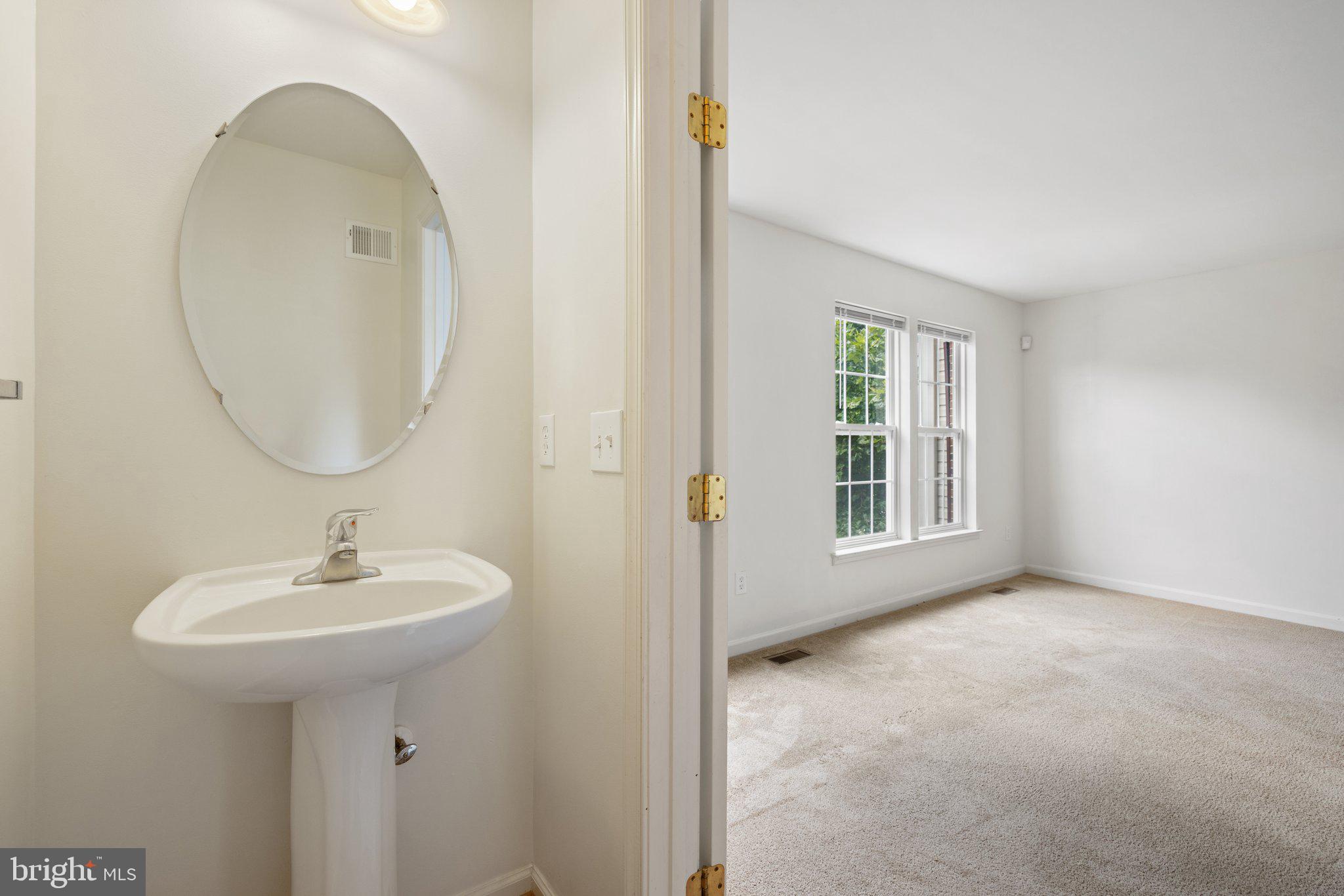 LAKELAND PLACE - Residential