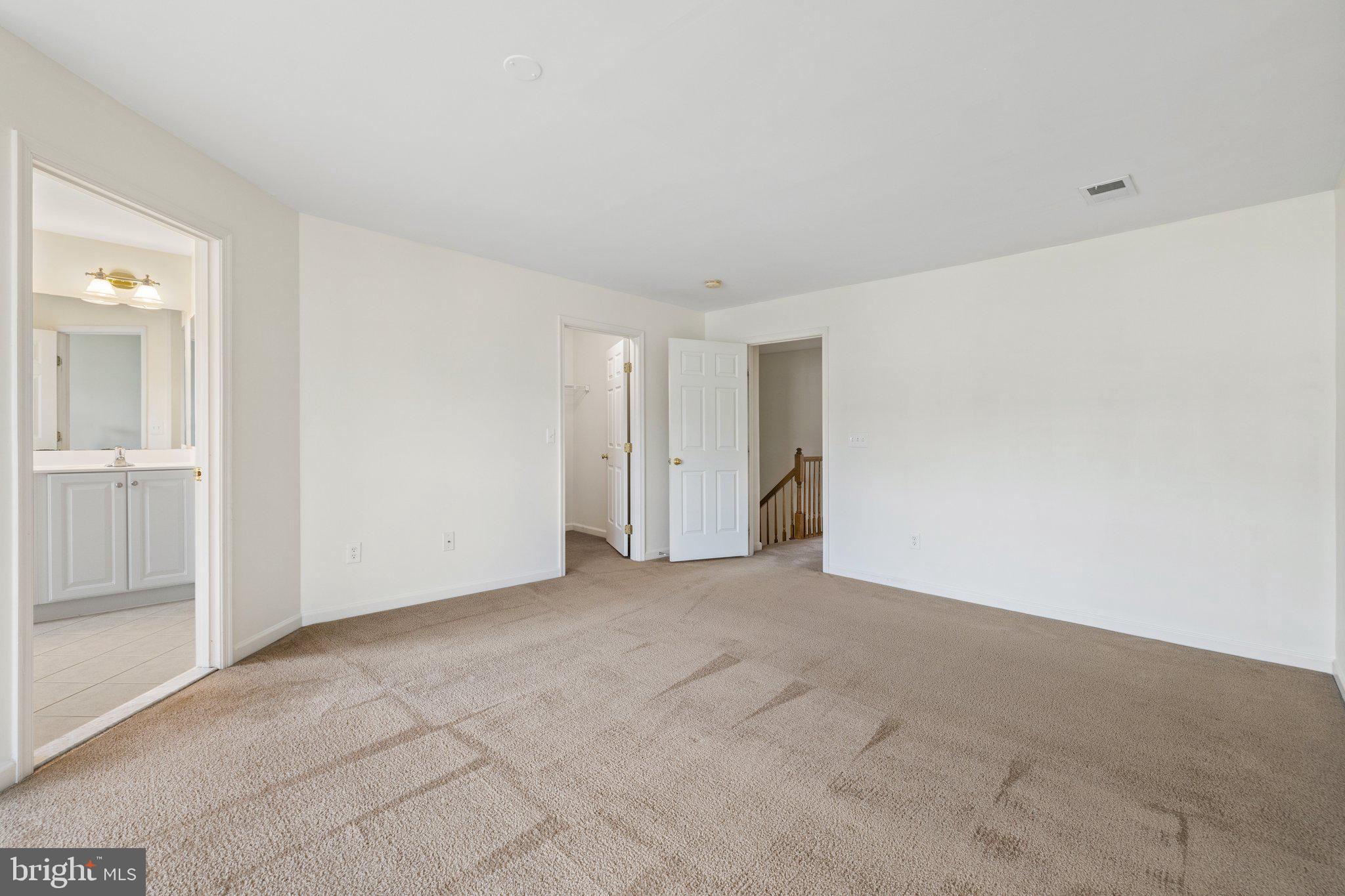 LAKELAND PLACE - Residential