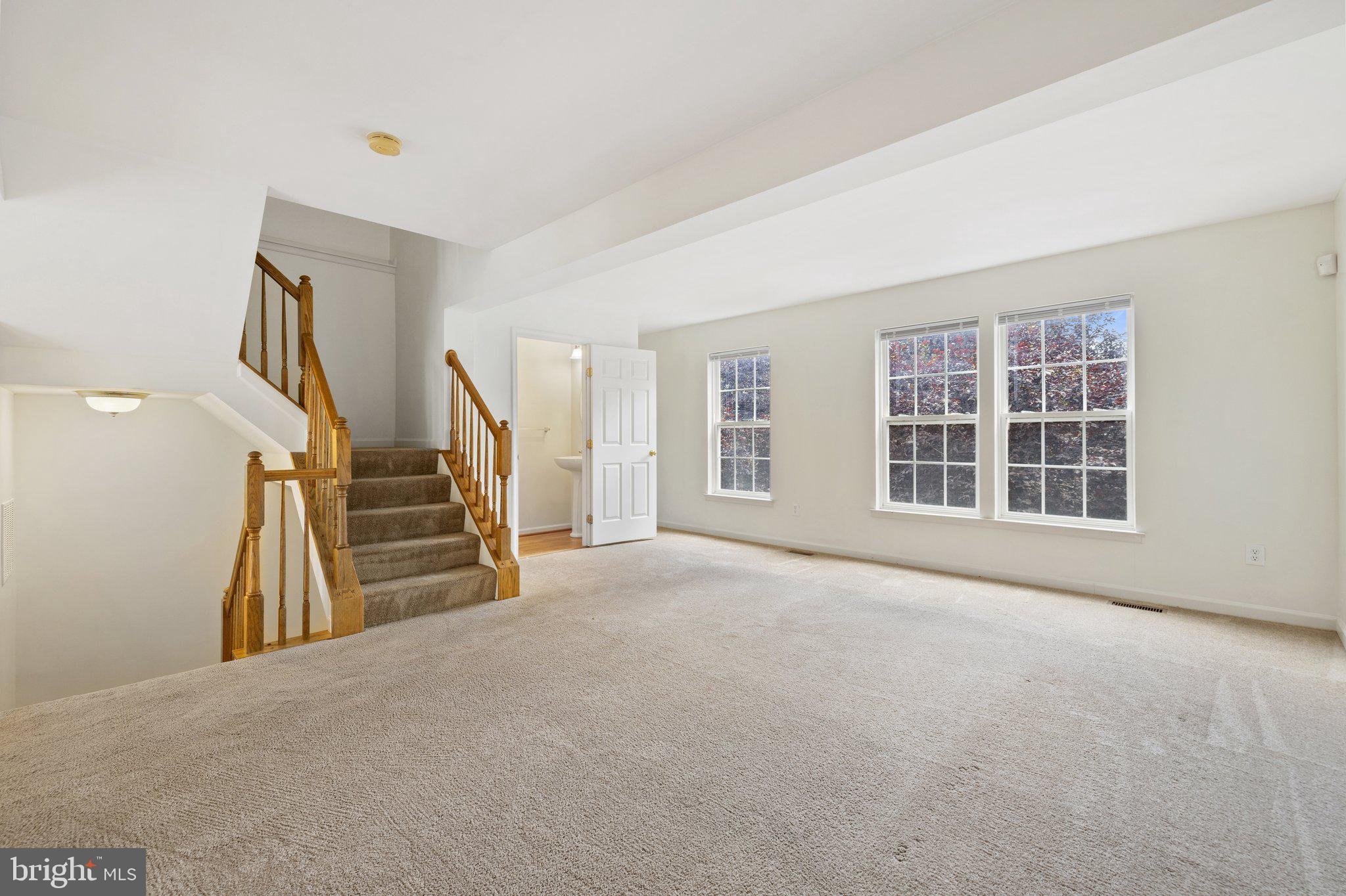 LAKELAND PLACE - Residential