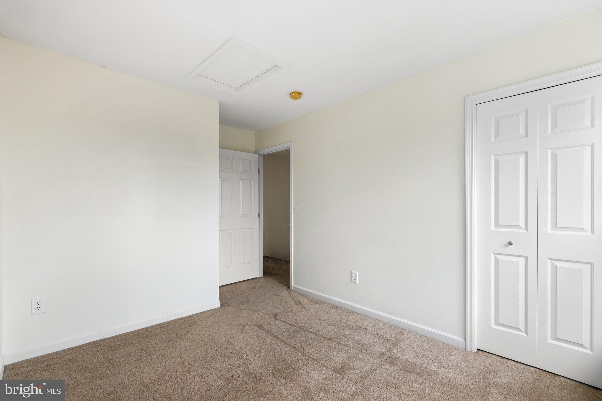 LAKELAND PLACE - Residential