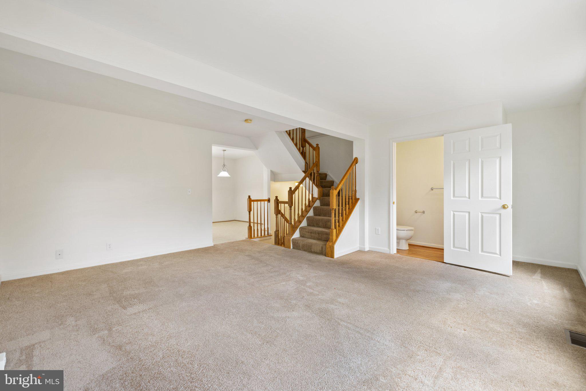 LAKELAND PLACE - Residential