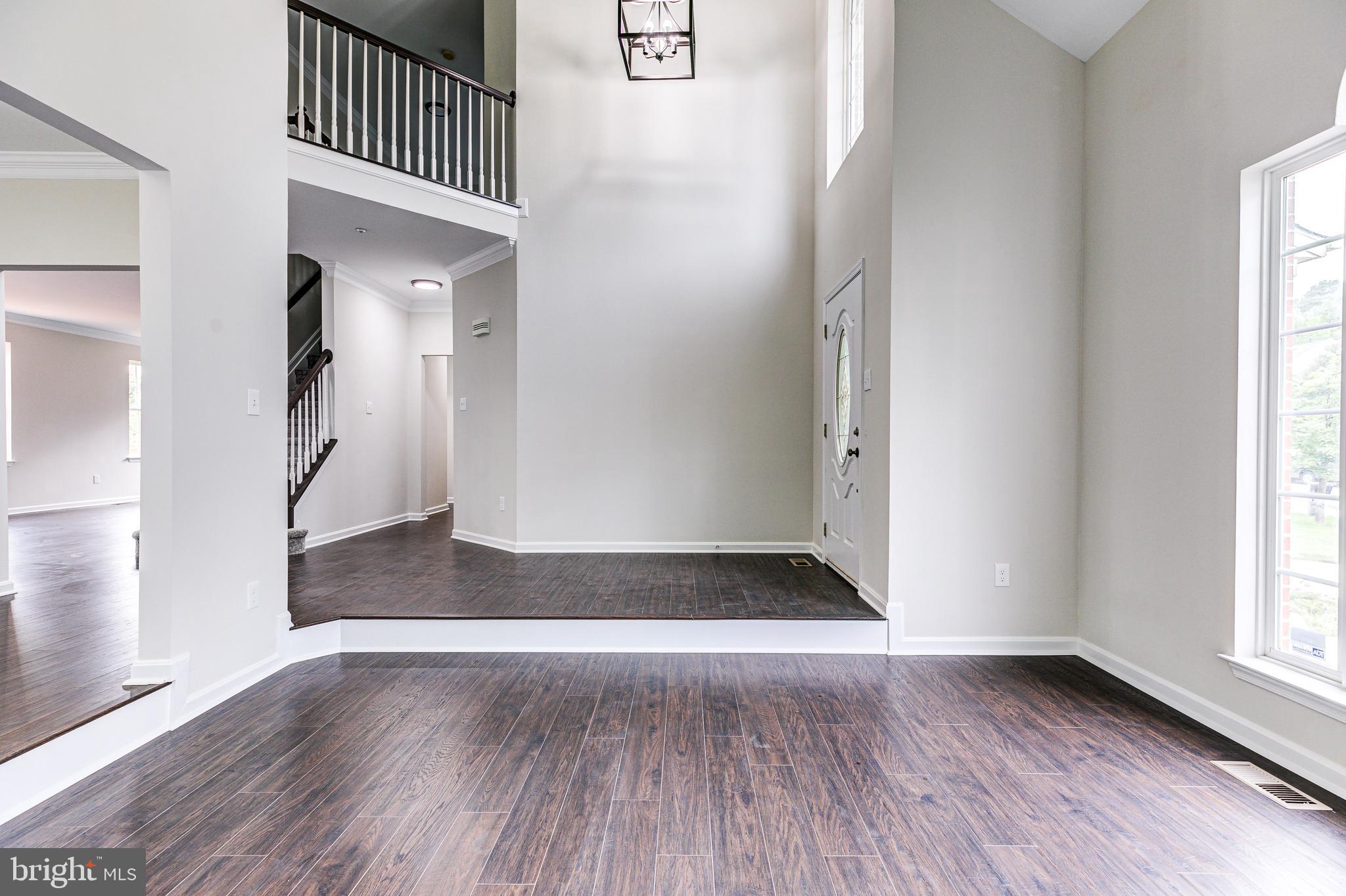 NORTHRIDGE - Residential