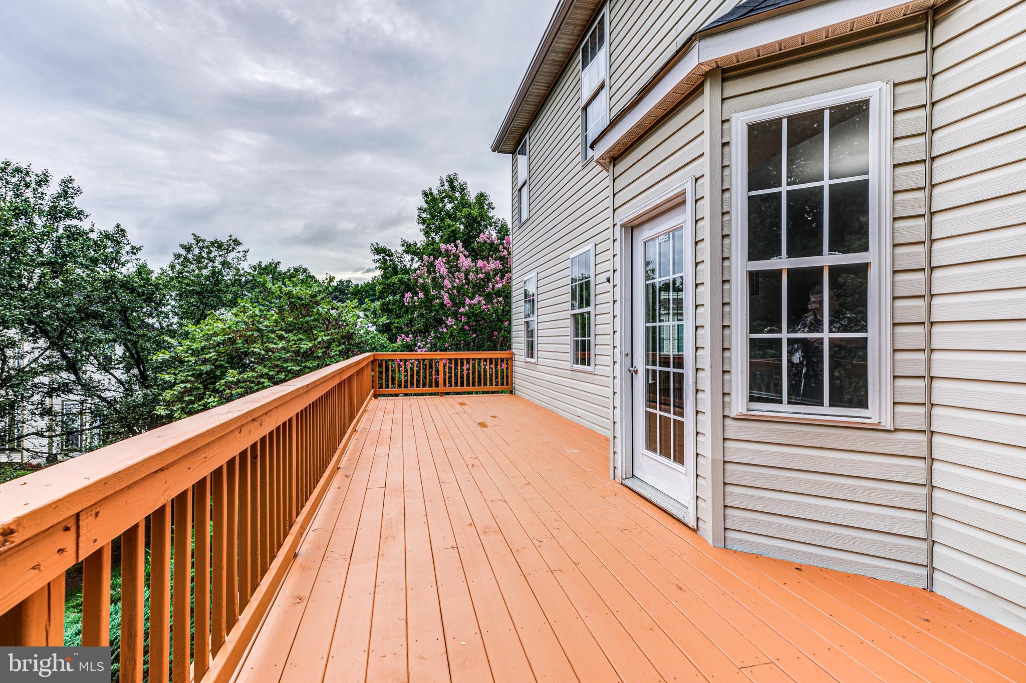 NORTHRIDGE - Residential