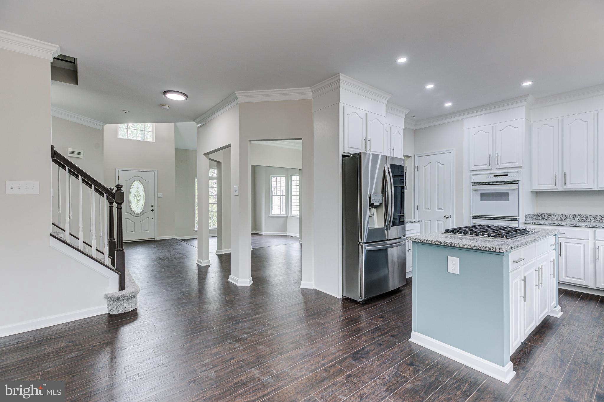 NORTHRIDGE - Residential