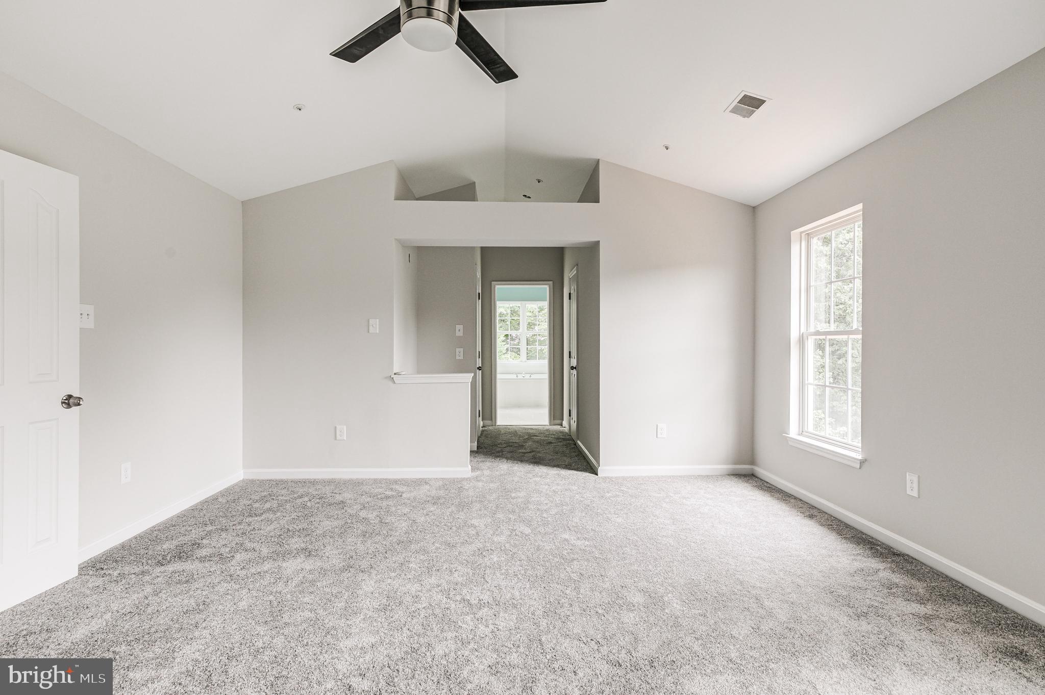 NORTHRIDGE - Residential