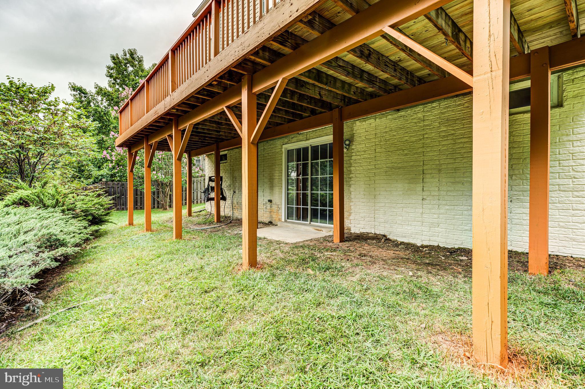 NORTHRIDGE - Residential