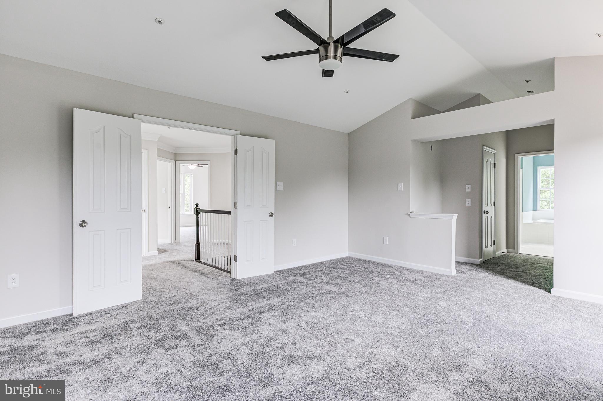 NORTHRIDGE - Residential