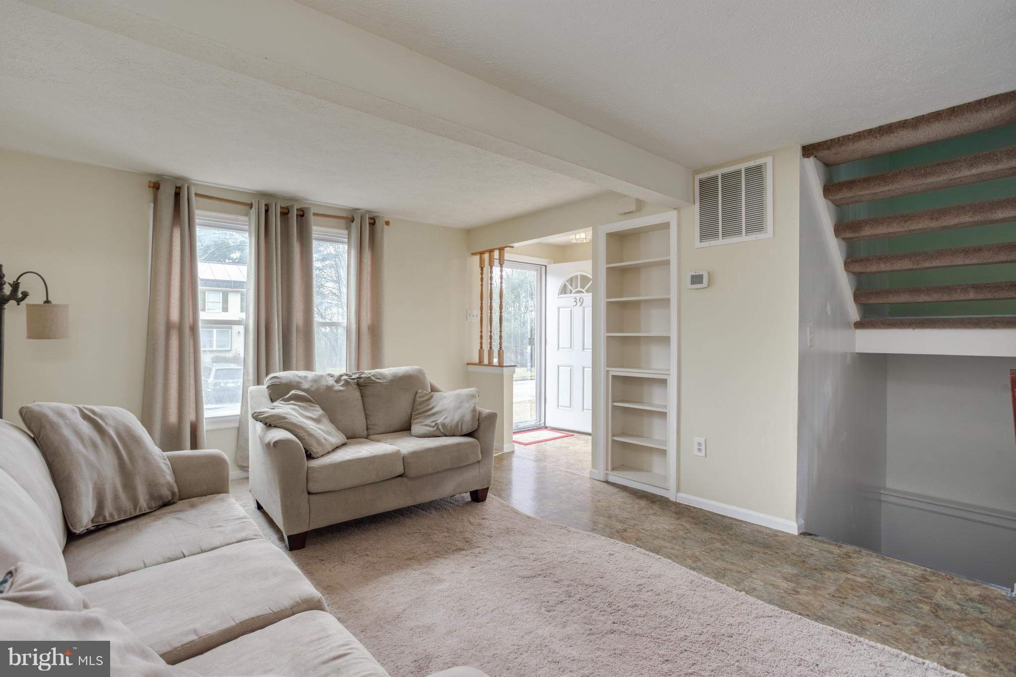 CROSBY HILL - Residential