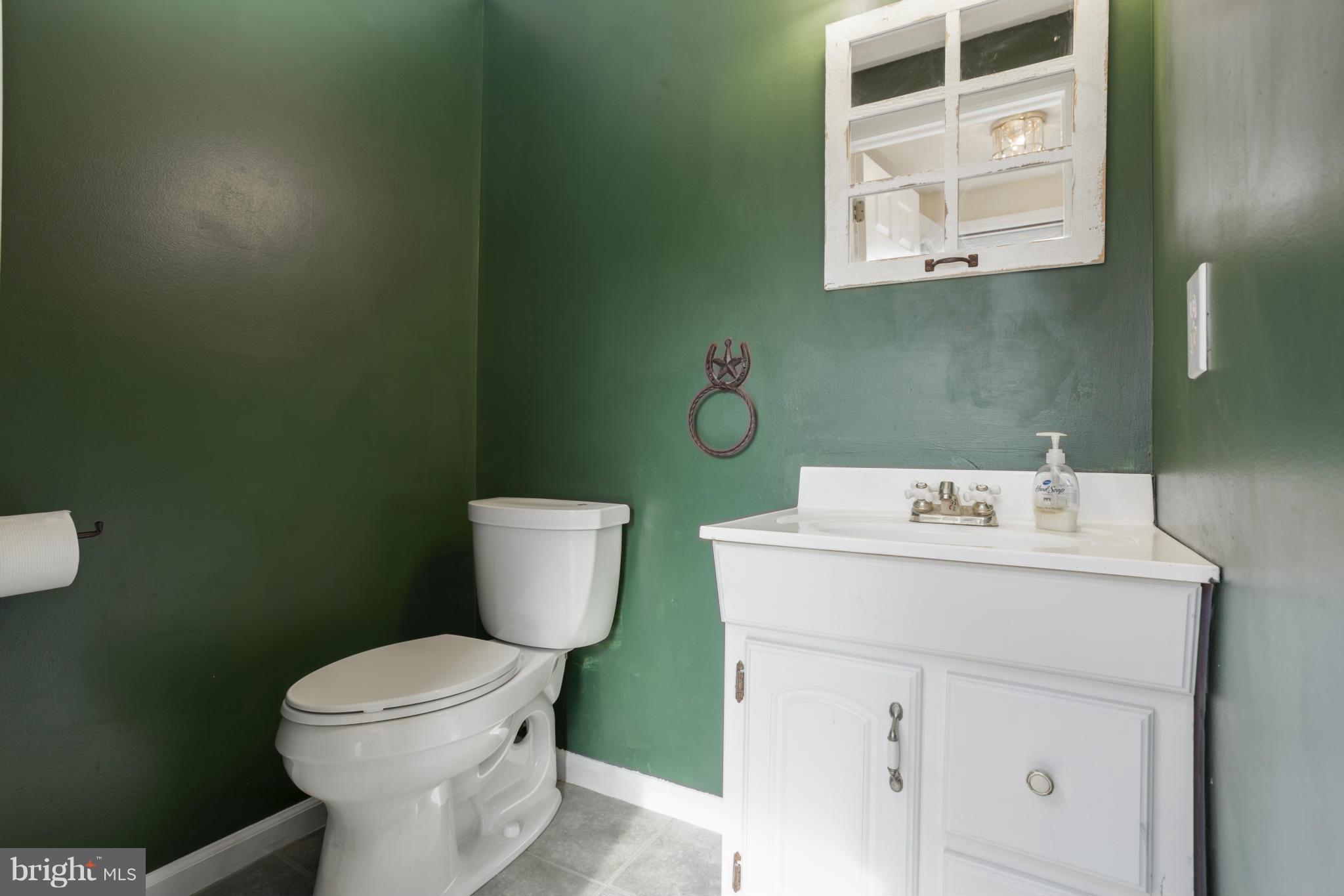 CROSBY HILL - Residential