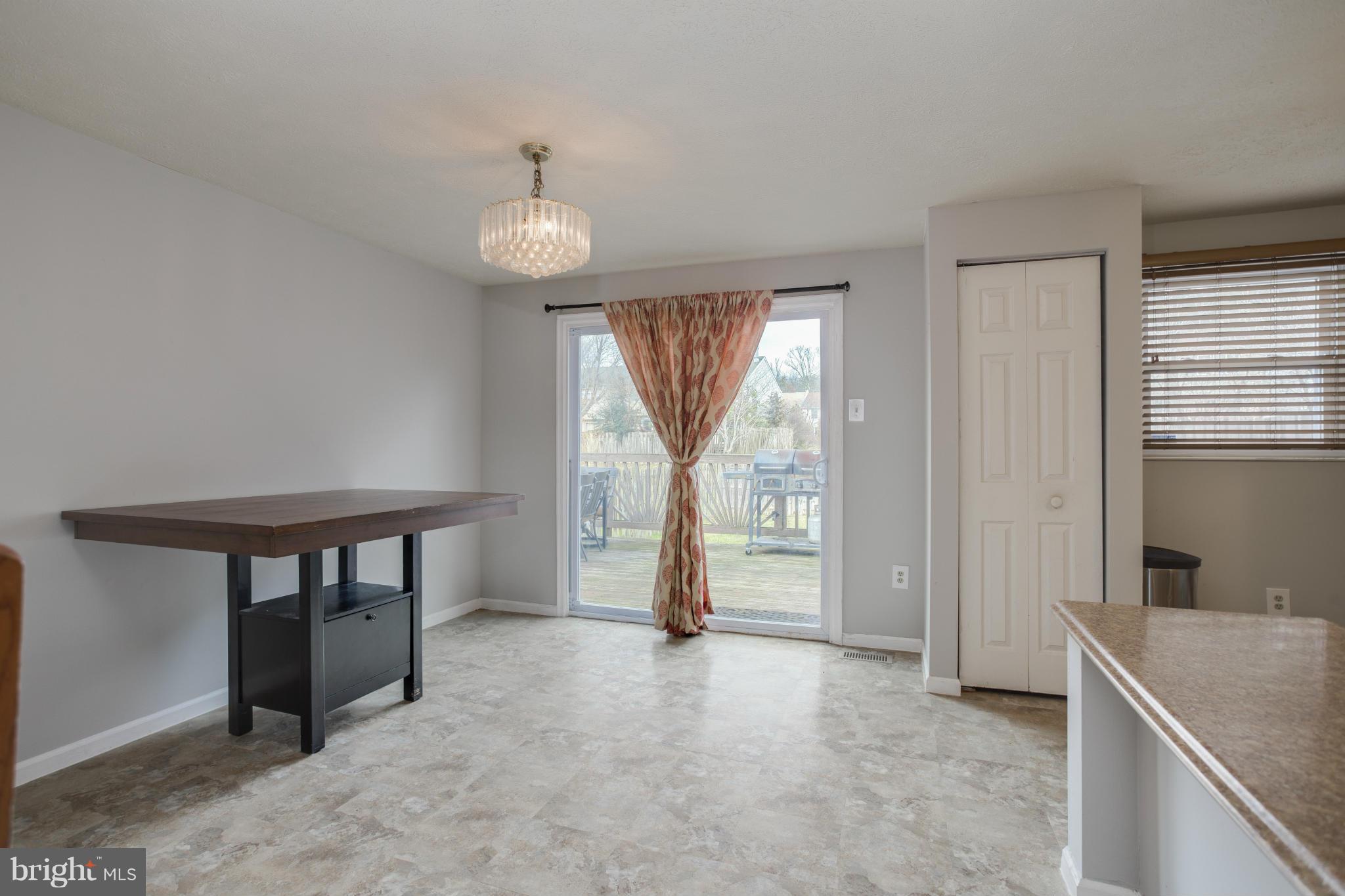 CROSBY HILL - Residential