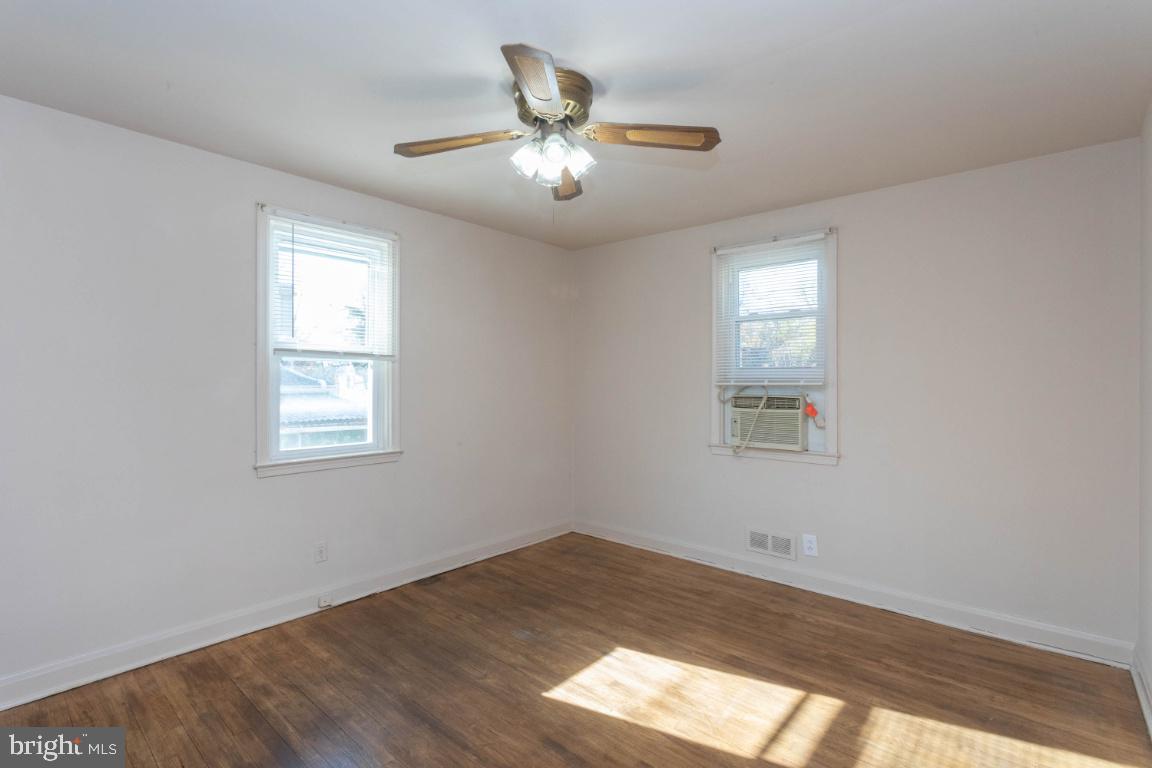 LAURAVILLE HISTORIC DISTRICT - Residential