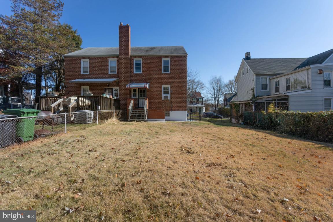 LAURAVILLE HISTORIC DISTRICT - Residential