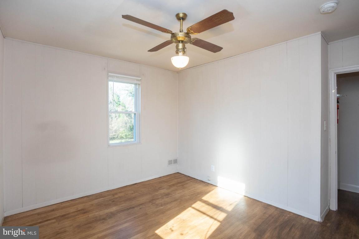 LAURAVILLE HISTORIC DISTRICT - Residential