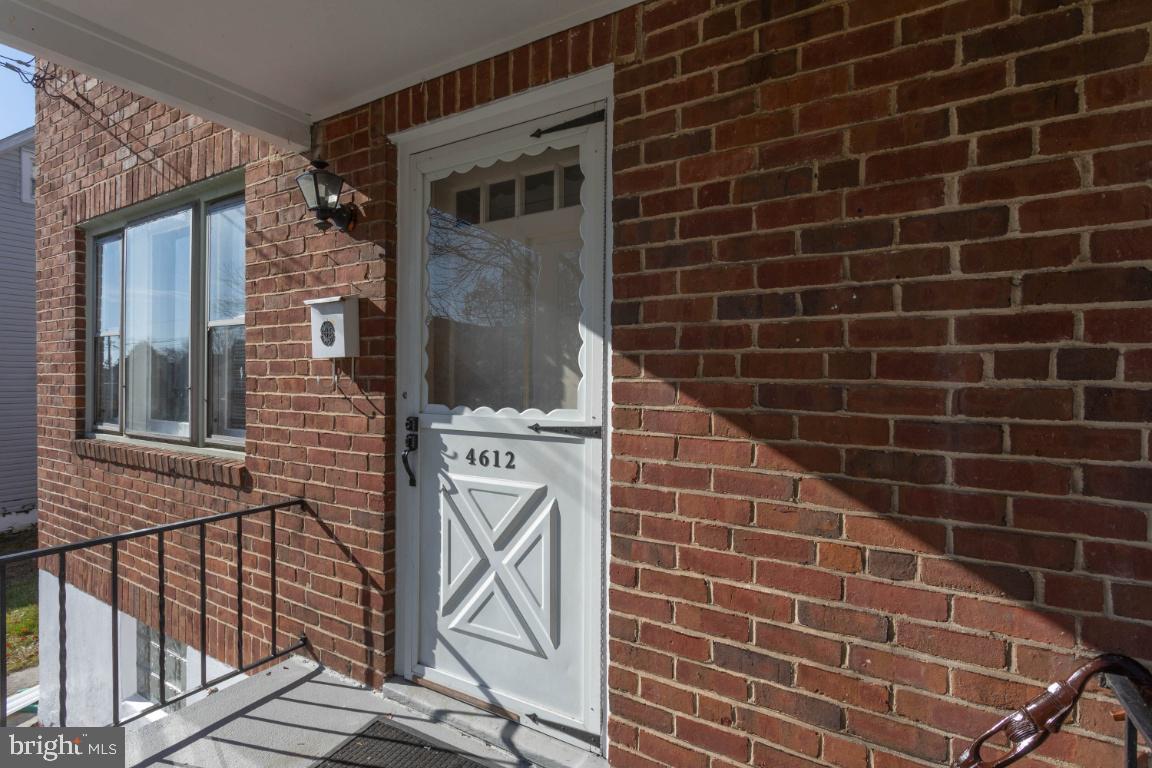 LAURAVILLE HISTORIC DISTRICT - Residential