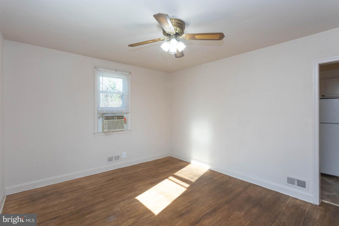 LAURAVILLE HISTORIC DISTRICT - Residential