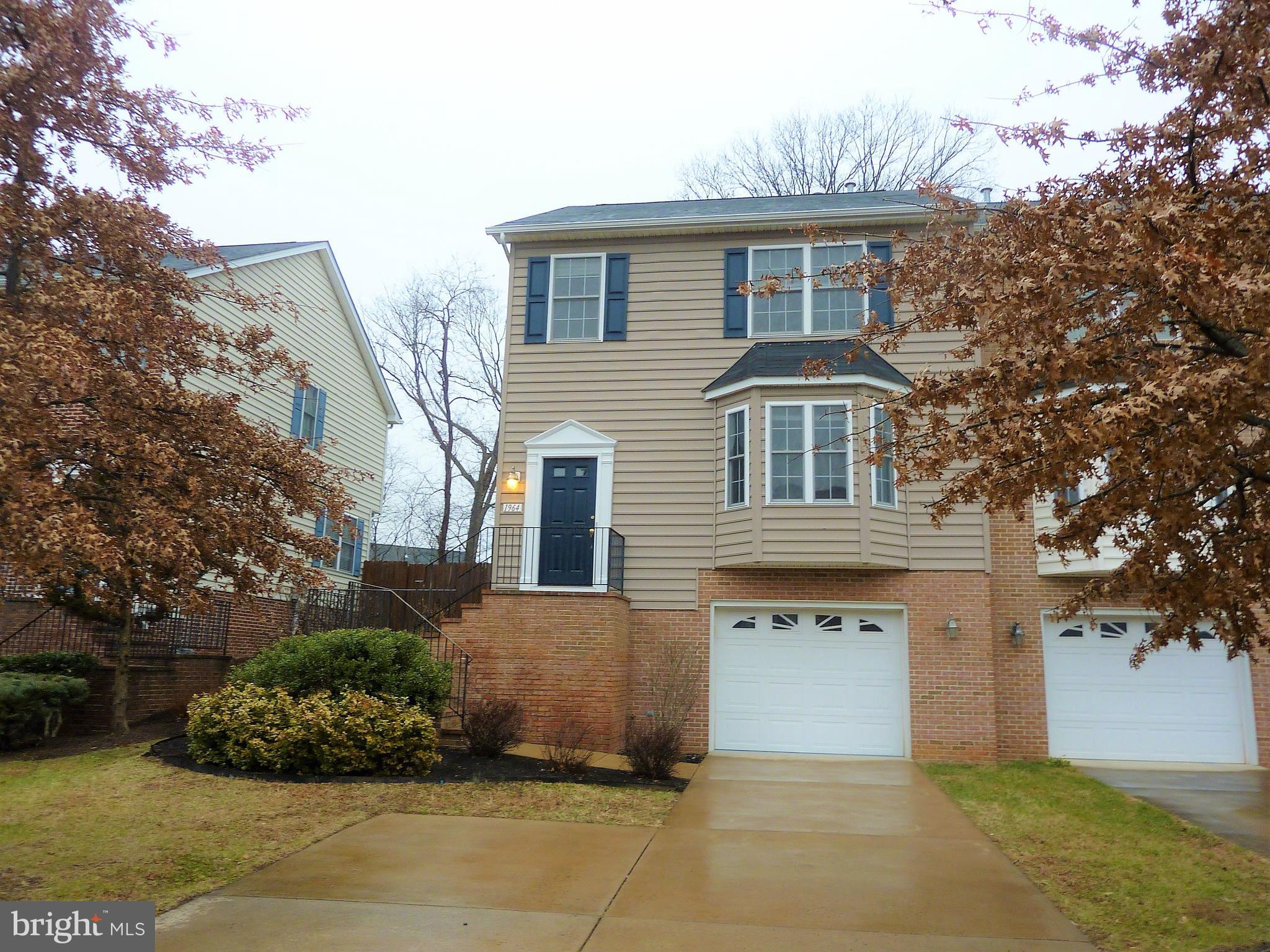 ORCHARD HILL - Residential Lease