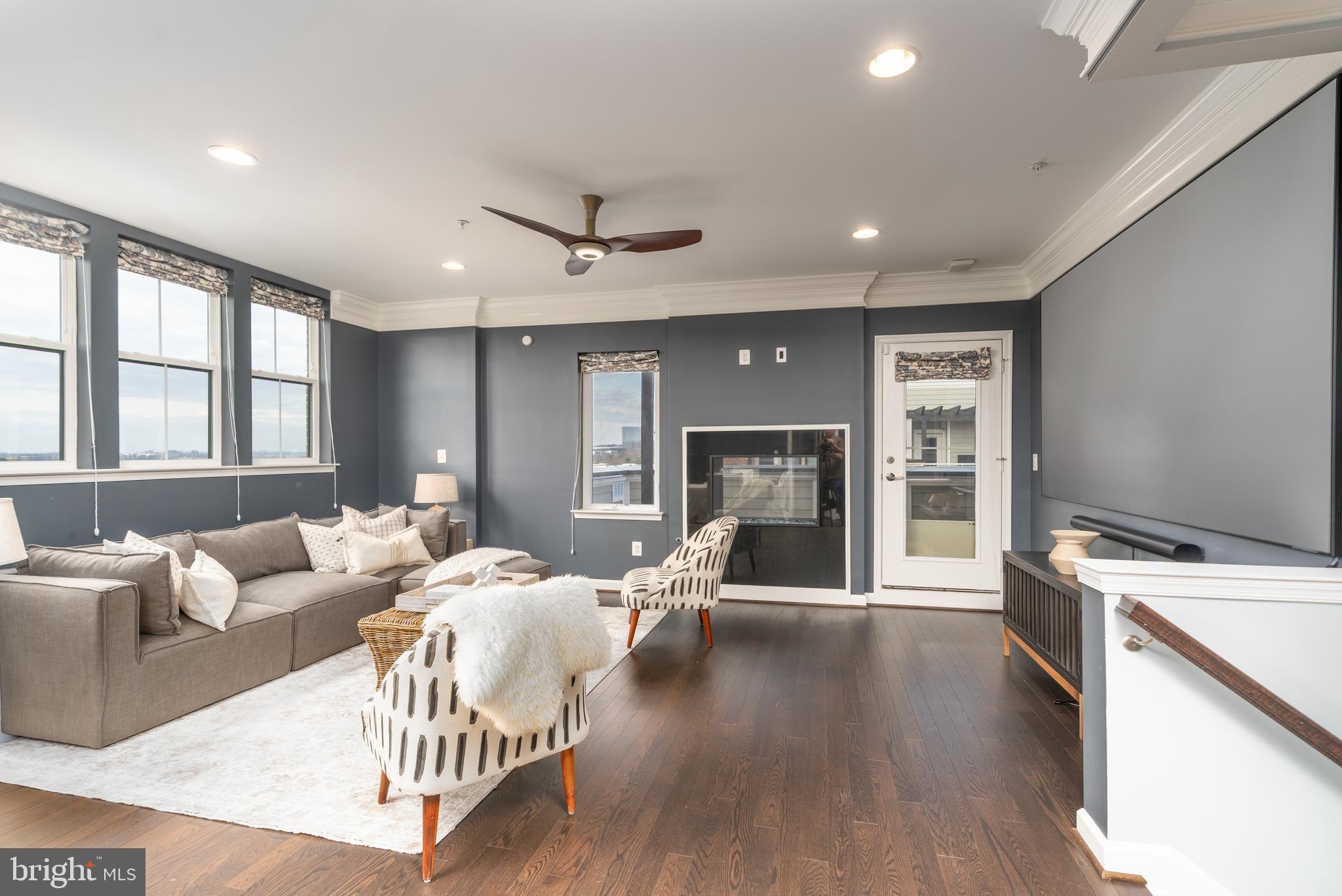 POTOMAC OVERLOOK AT NATIONAL HARBOR - Residential