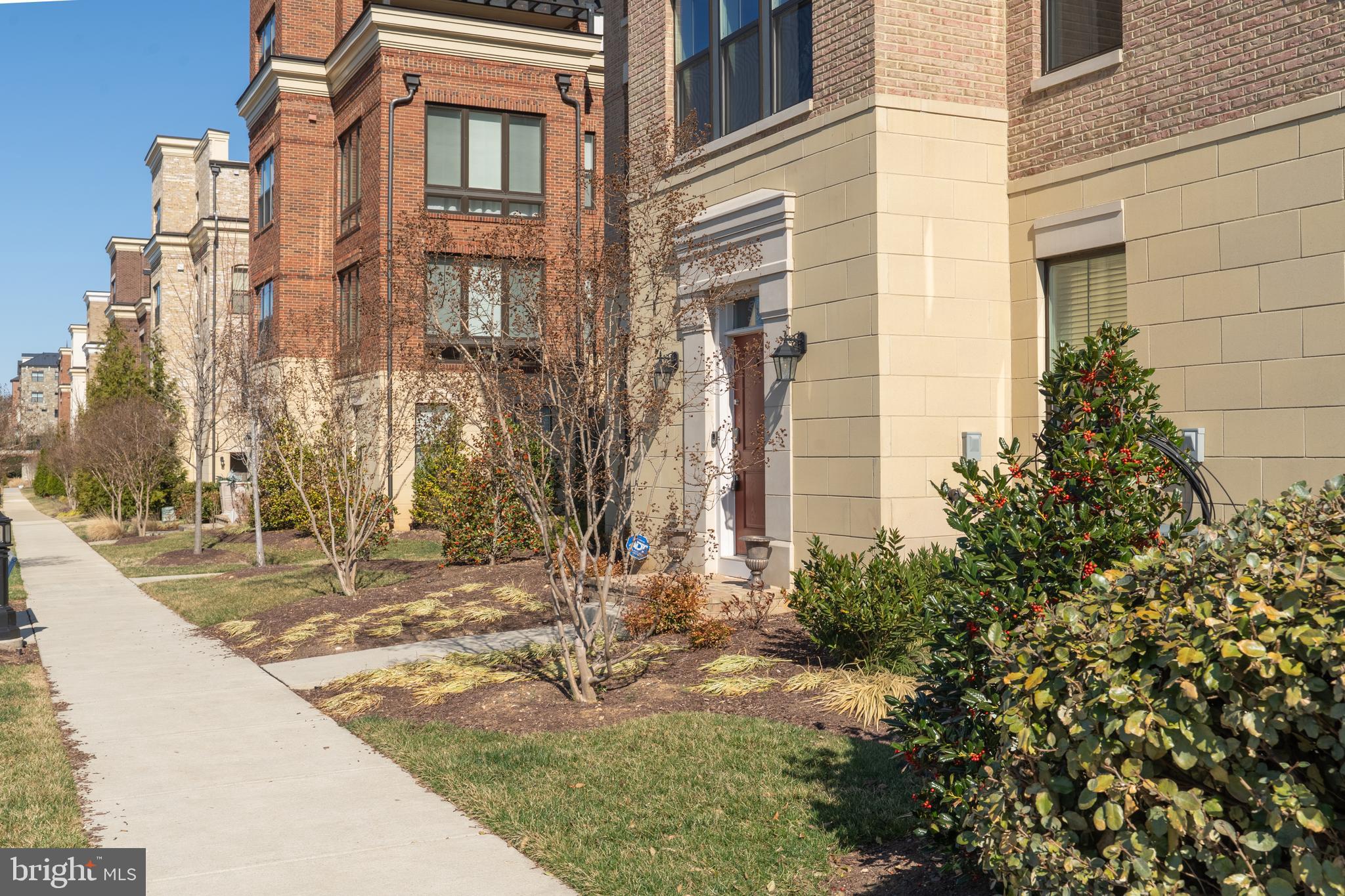 POTOMAC OVERLOOK AT NATIONAL HARBOR - Residential