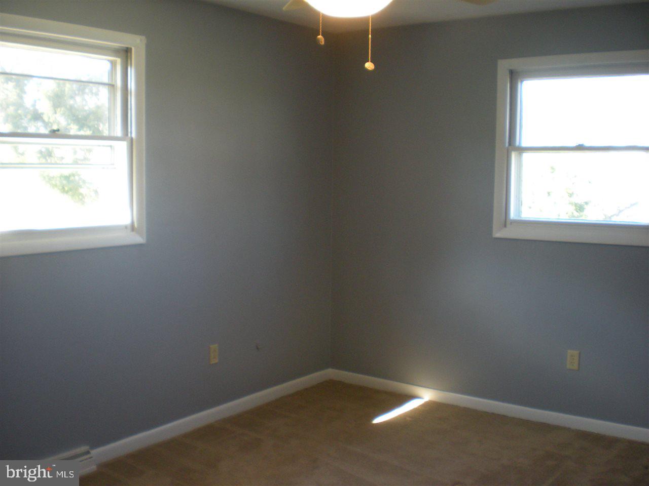 TWIN PINES - Residential