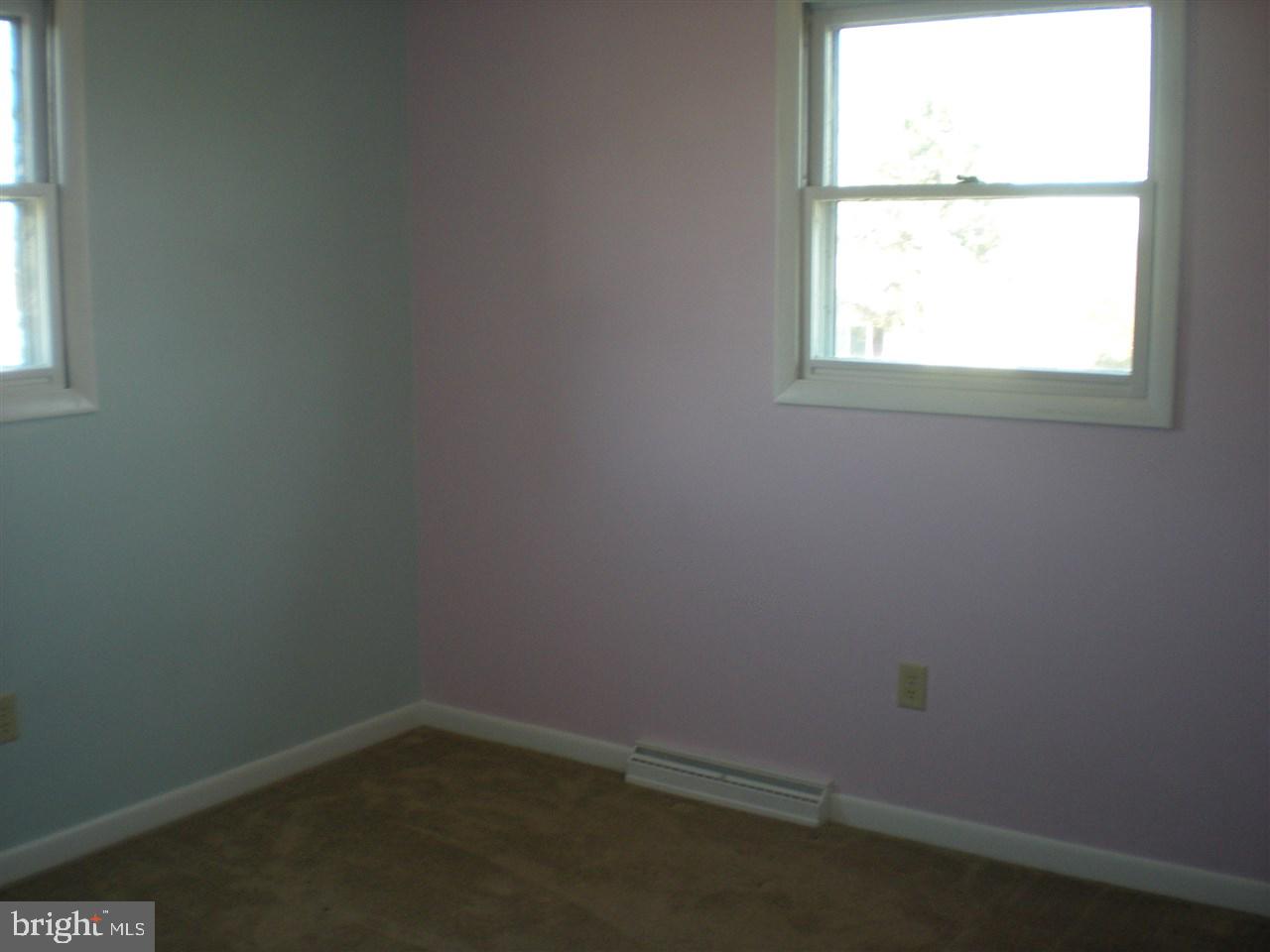 TWIN PINES - Residential