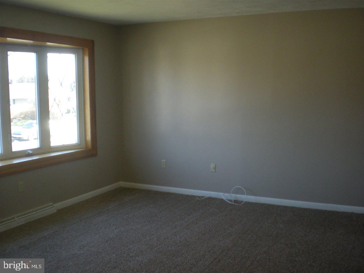 TWIN PINES - Residential