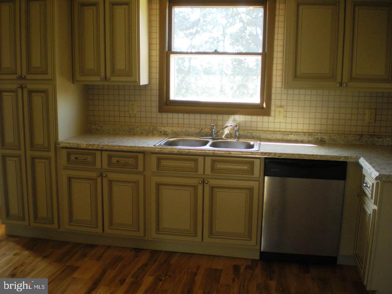 TWIN PINES - Residential