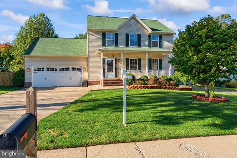 Photo of 20 Sassafras Lane, STAFFORD, VA 22554 (MLS # VAST2054122)