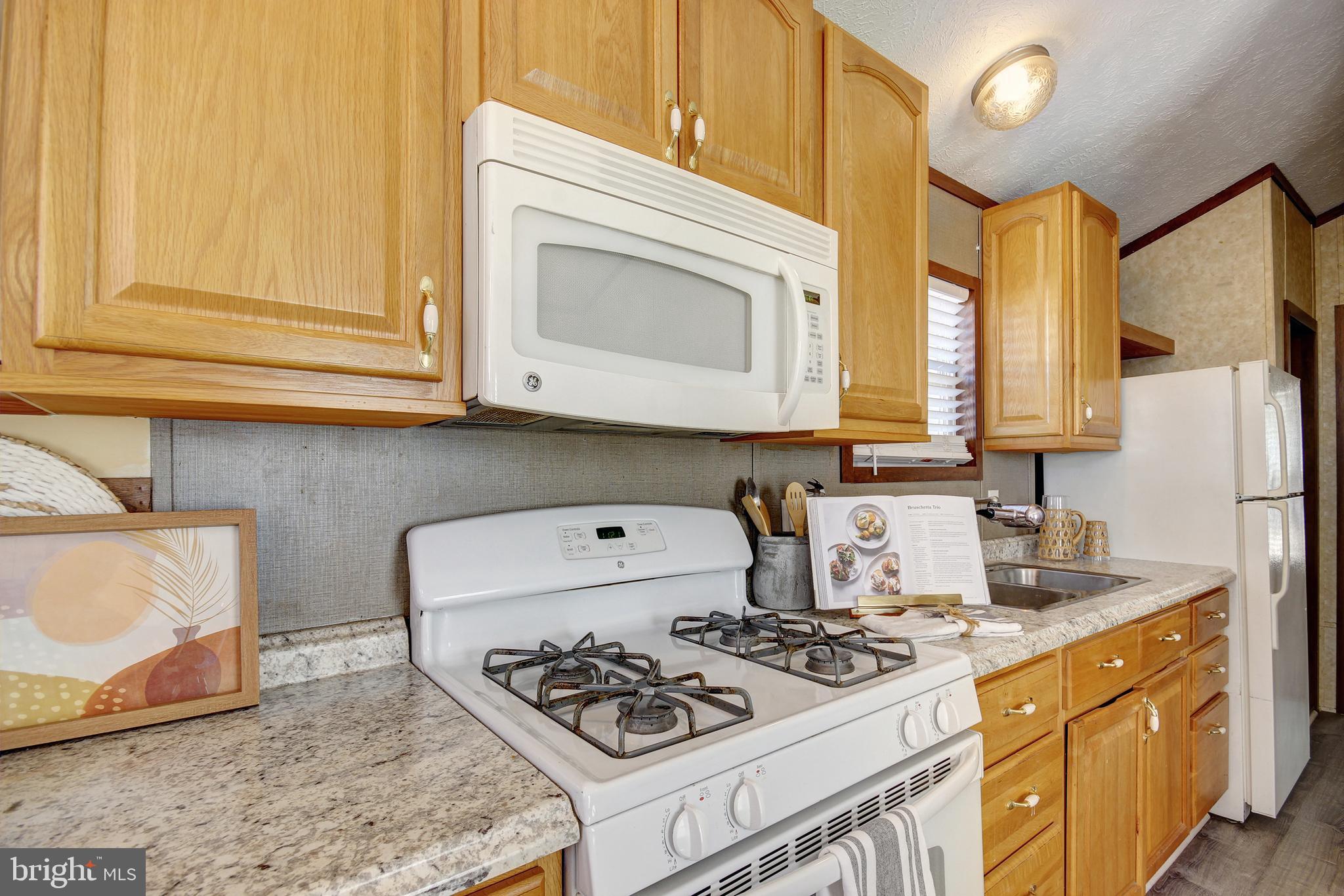 WHITE HORSE PARK I - Residential