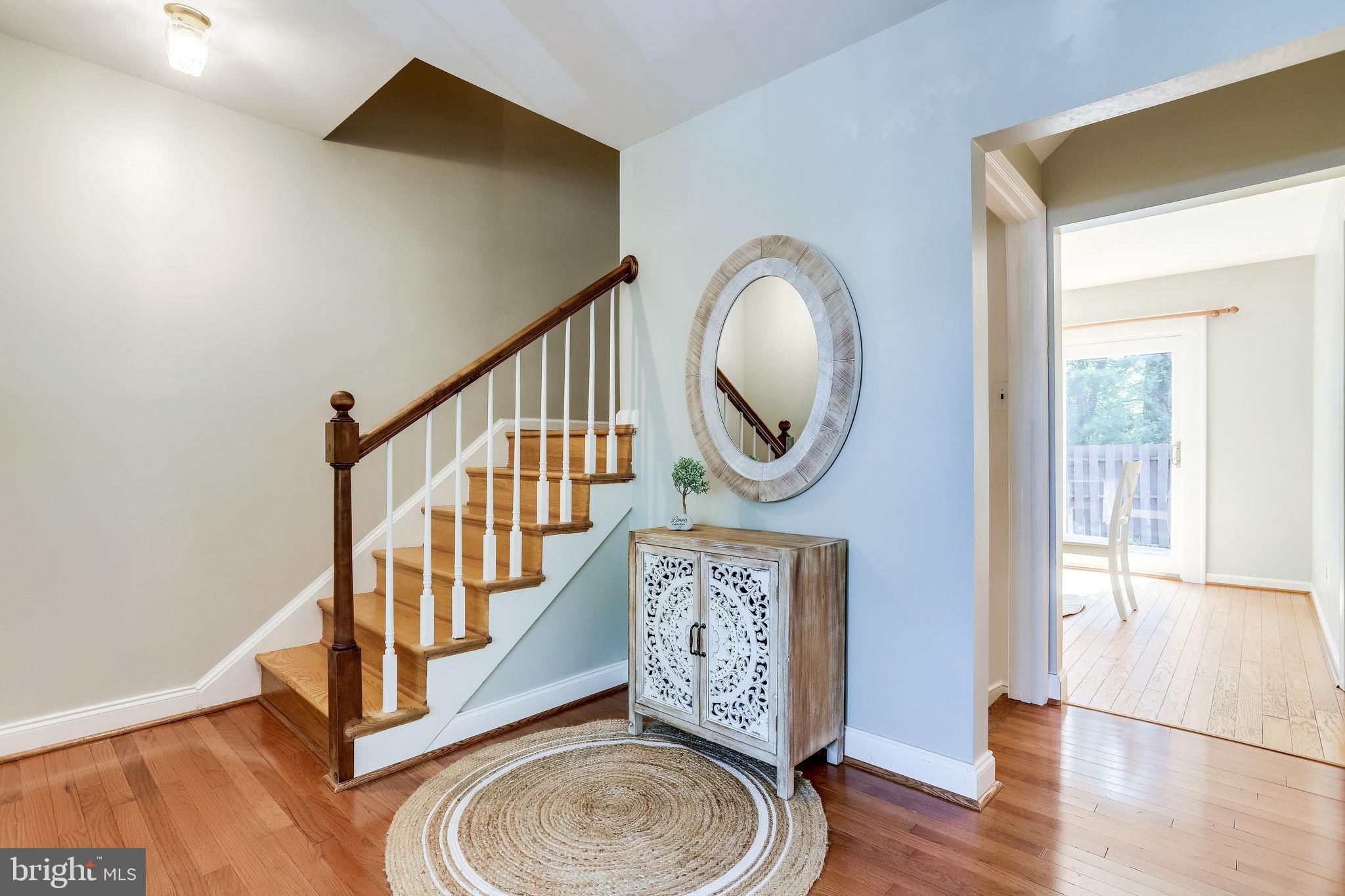 STRATHMEADE SQUARE - Residential