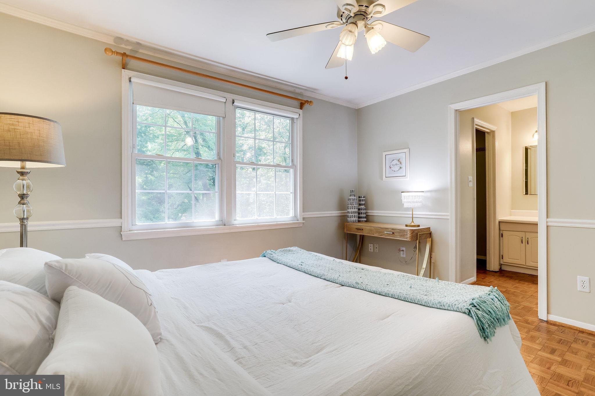 STRATHMEADE SQUARE - Residential