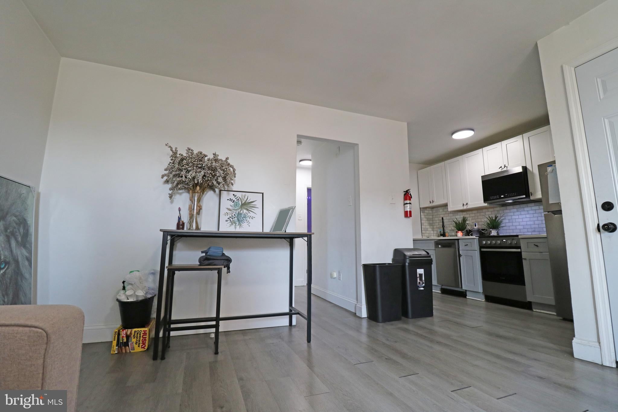 104 OAK AVENUE
