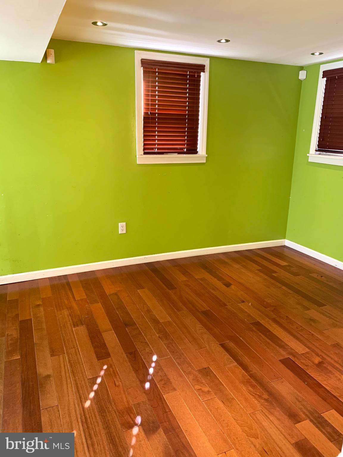 MARLBORO MEADOWS - Residential