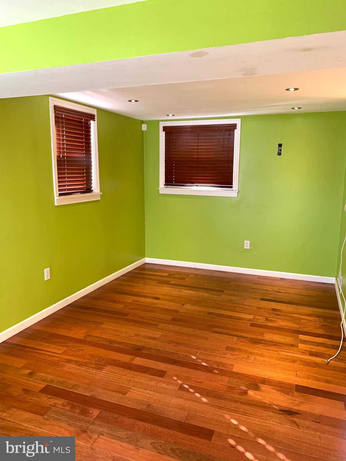 MARLBORO MEADOWS - Residential