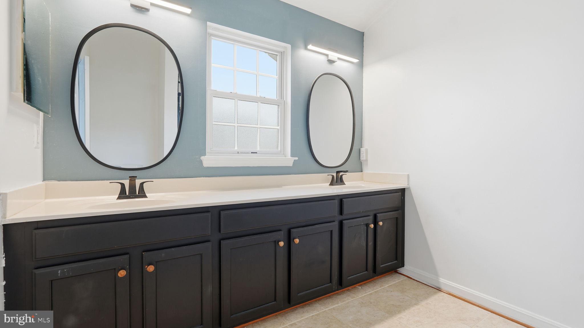 AZALEA WOODS - Residential